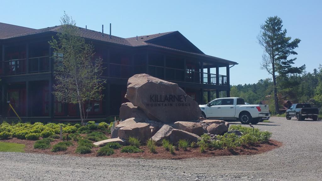 Killarney Mountain Lodge Buitenkant foto
