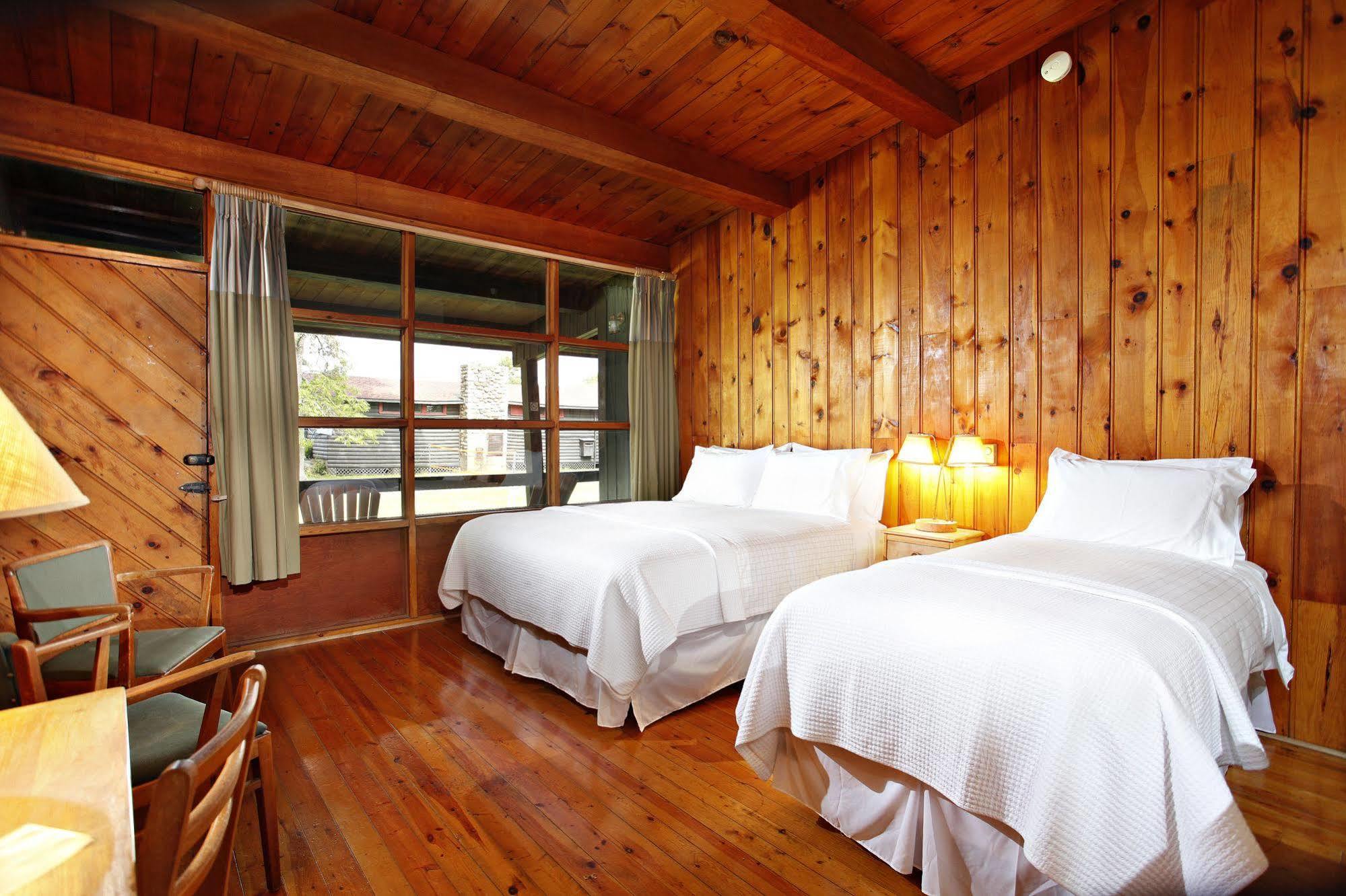 Killarney Mountain Lodge Buitenkant foto